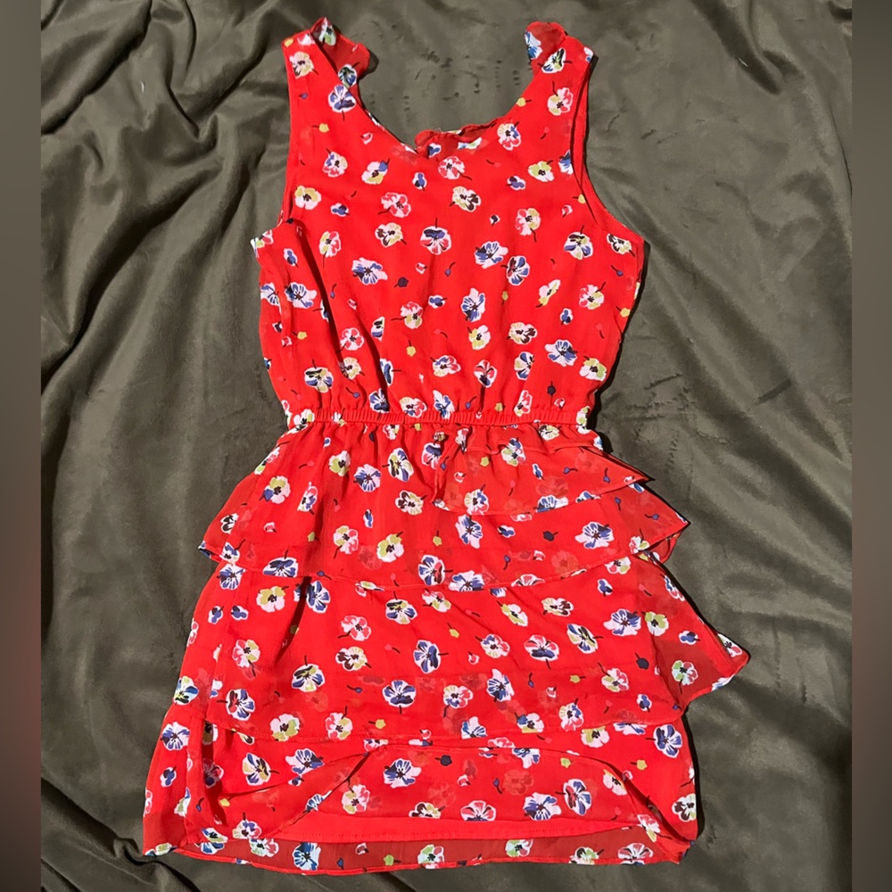 ❤️Red Floral Dress With Ruffles💐 - Picture 3 of 4